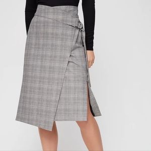 babaton aritzia cosway skirt size 0 CHECK PICTURES PLS